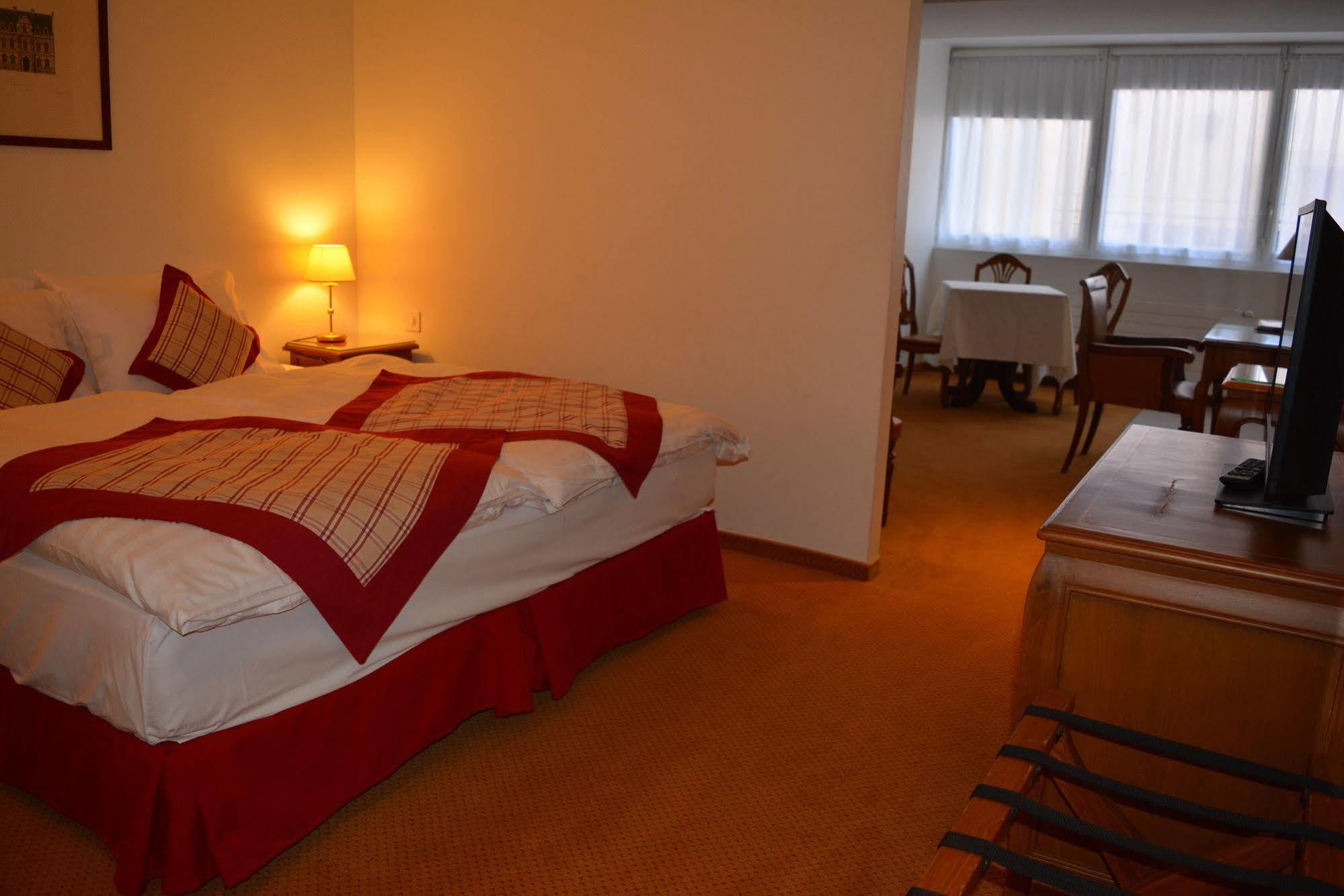 Hotel De La Couronne Morges Kültér fotó